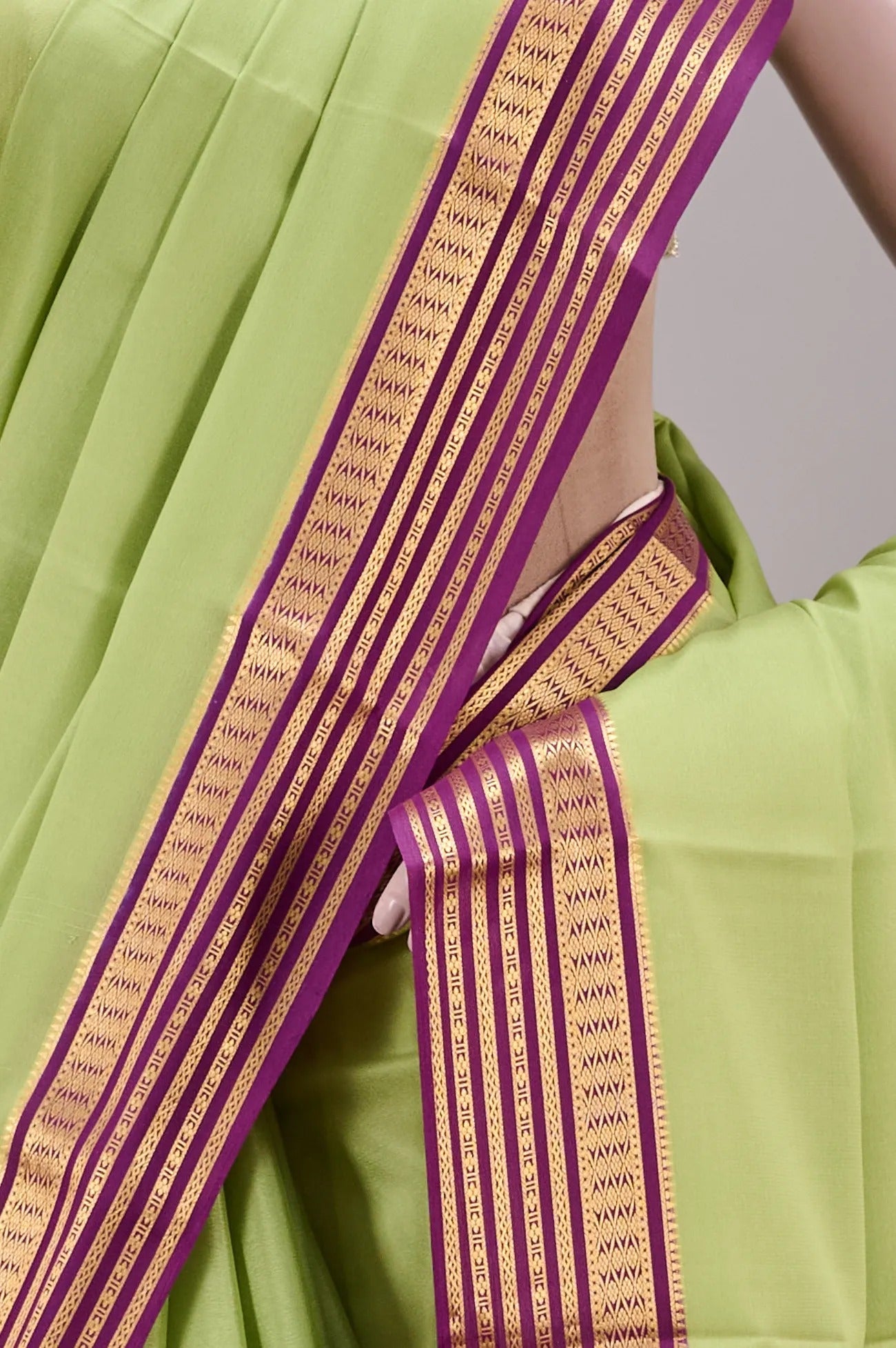 Vellotis Parrot Green Silk Saree with Pink Border & Zari Work – Festive & Traditional Wear